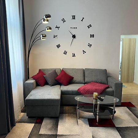 Spacious & Deluxe Big Apartment Near Prater Вена Экстерьер фото