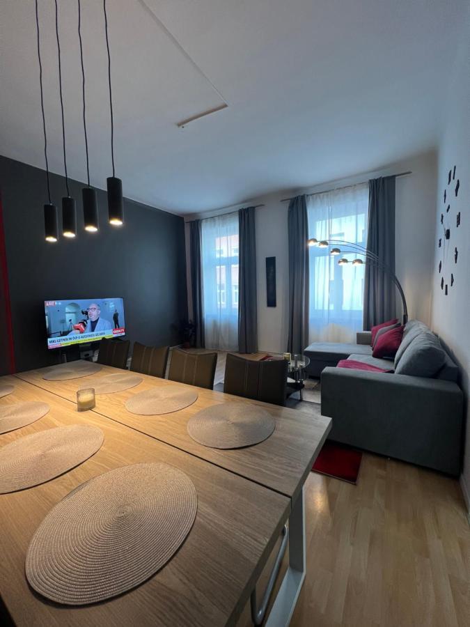 Spacious & Deluxe Big Apartment Near Prater Вена Экстерьер фото