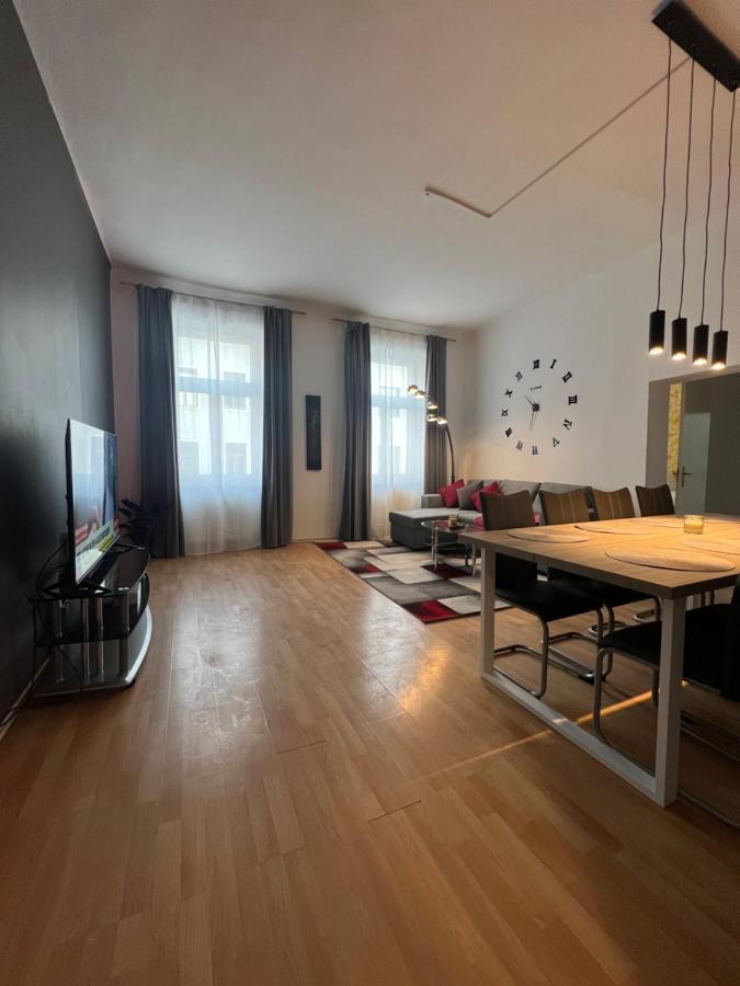 Spacious & Deluxe Big Apartment Near Prater Вена Экстерьер фото