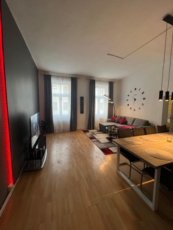 Spacious & Deluxe Big Apartment Near Prater Вена Экстерьер фото